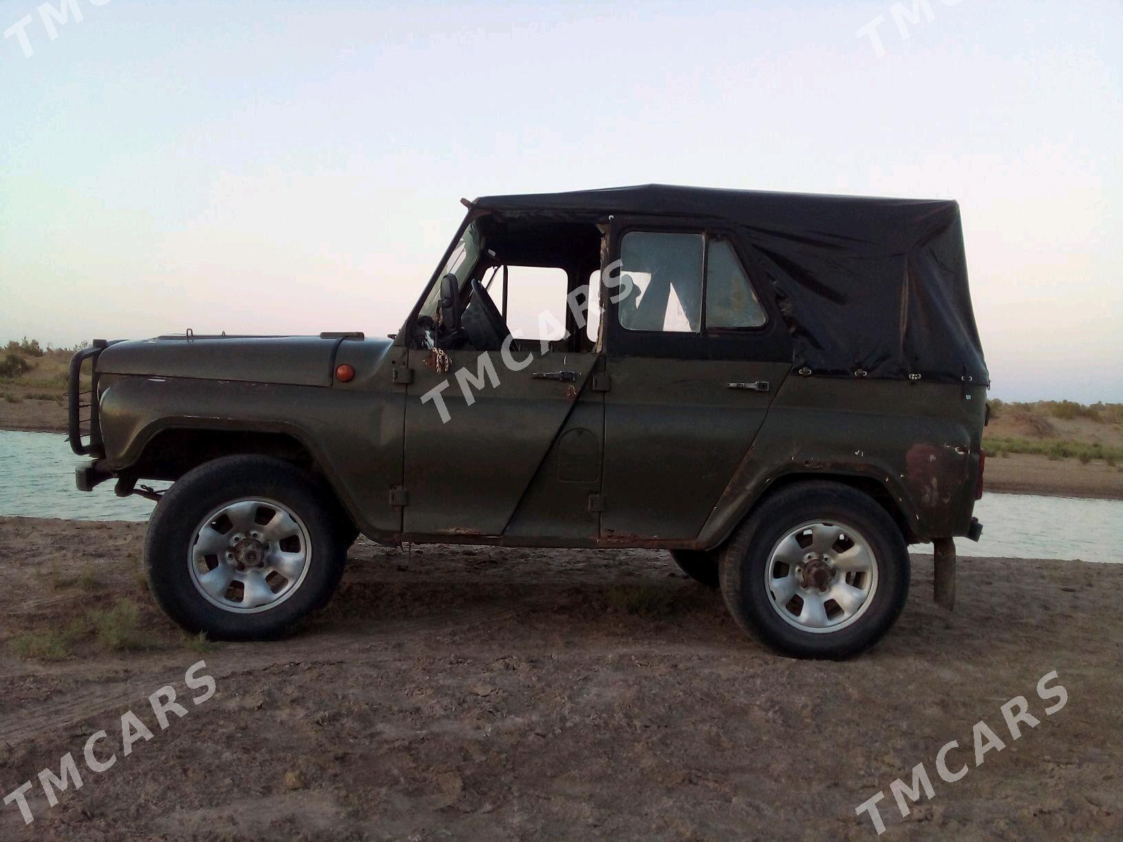 UAZ 469 1989 - 15 000 TMT - Ak bugdaý etraby - img 7