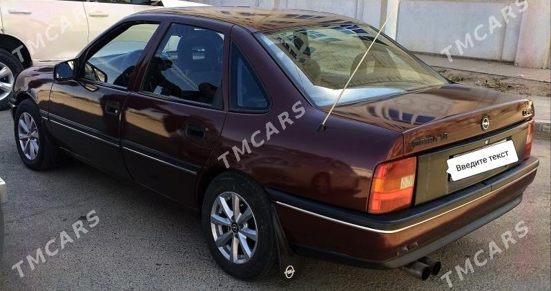 Opel Vectra 1992 - 38 000 TMT - Дашогуз - img 3