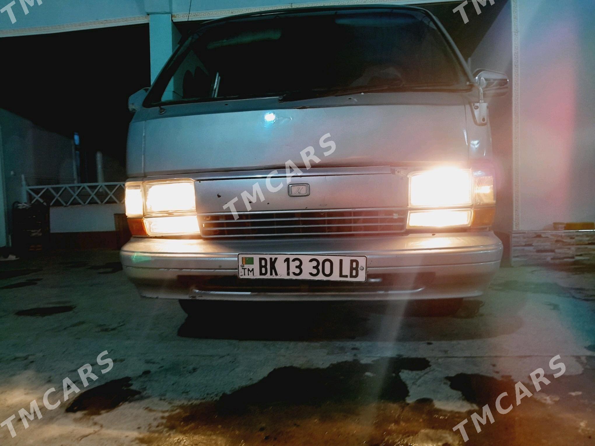 Toyota Hiace 1990 - 50 000 TMT - Farap - img 8