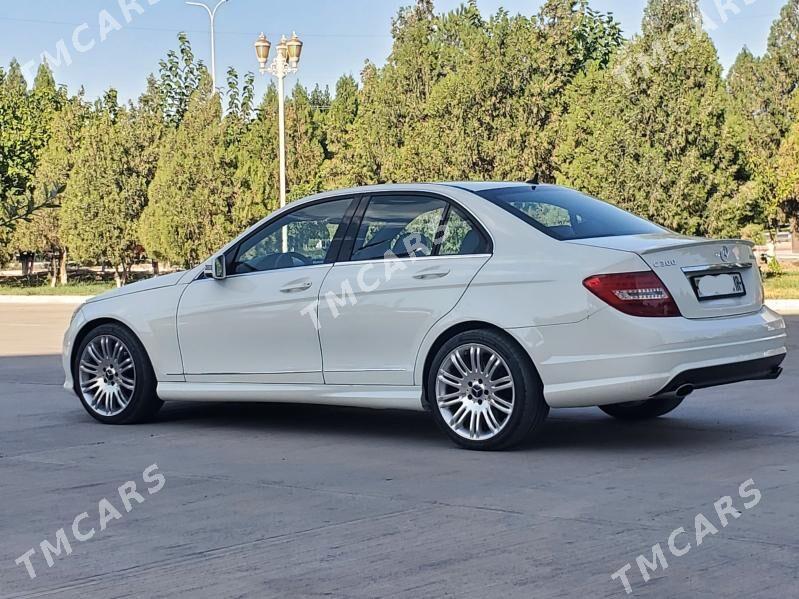 Mercedes-Benz C300 2010 - 195 000 TMT - Mary - img 2