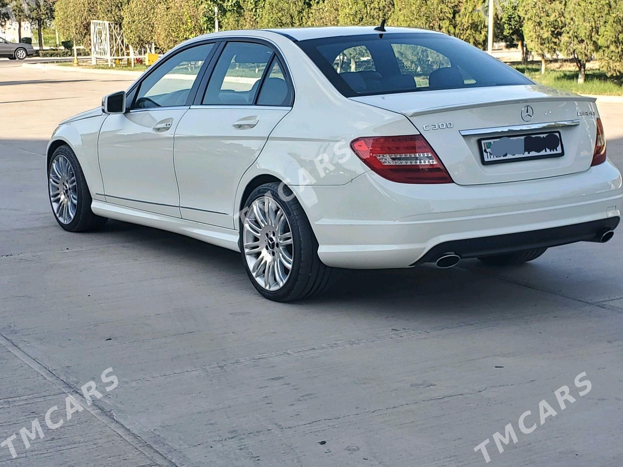 Mercedes-Benz C300 2010 - 195 000 TMT - Мары - img 3