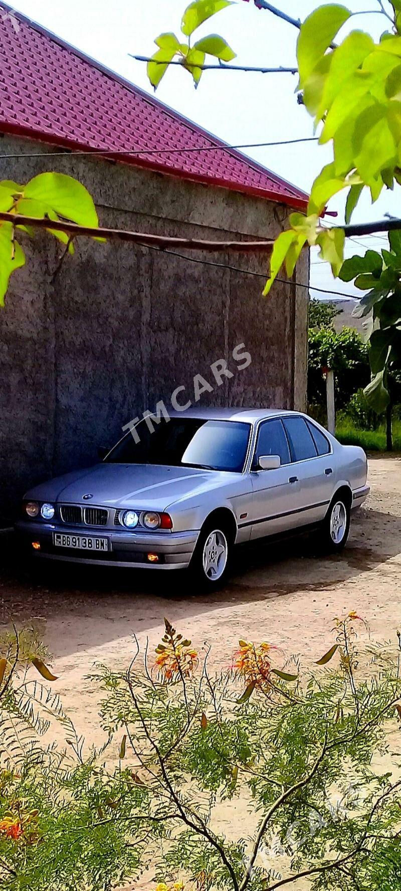BMW 525 1993 - 56 000 TMT - Балканабат - img 9