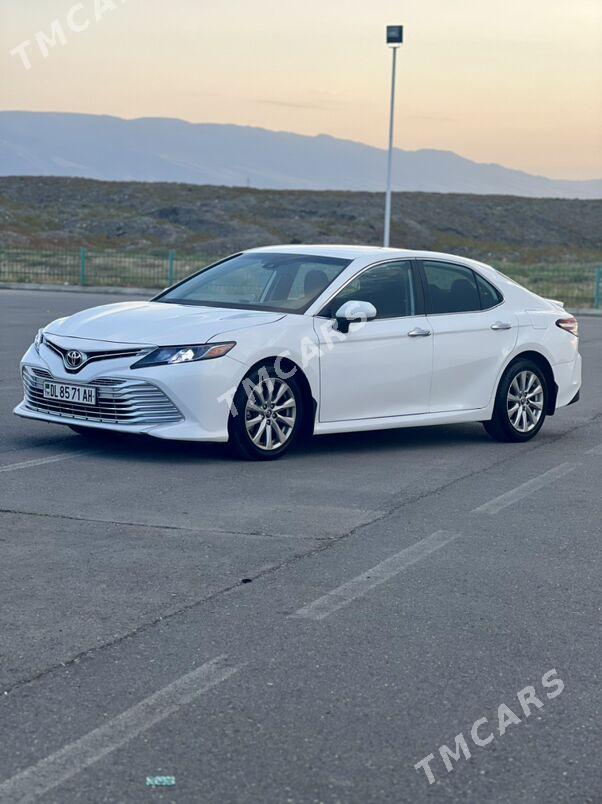 Toyota Camry 2018 - 285 000 TMT - Ашхабад - img 4