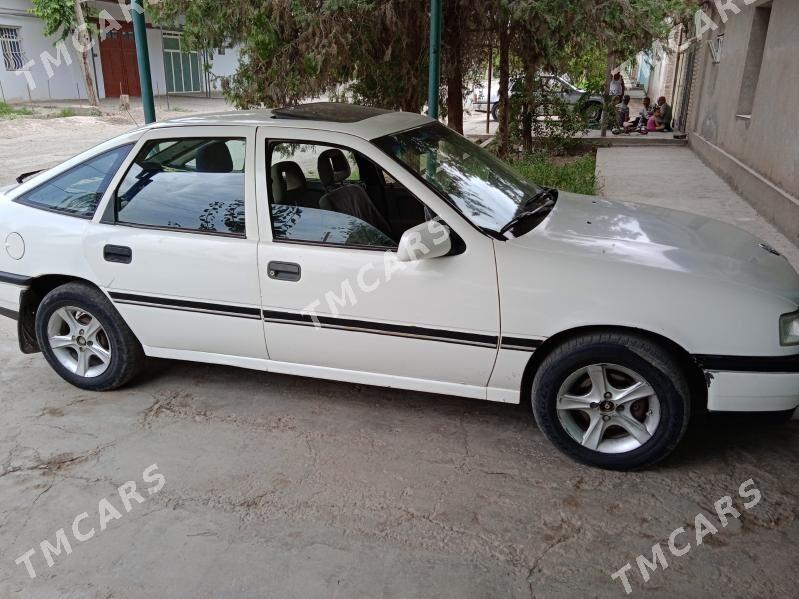Opel Vectra 1992 - 28 000 TMT - Дашогуз - img 4