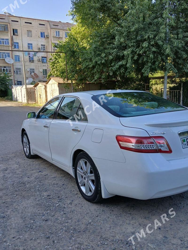 Toyota Camry 2010 - 145 000 TMT - Мары - img 5