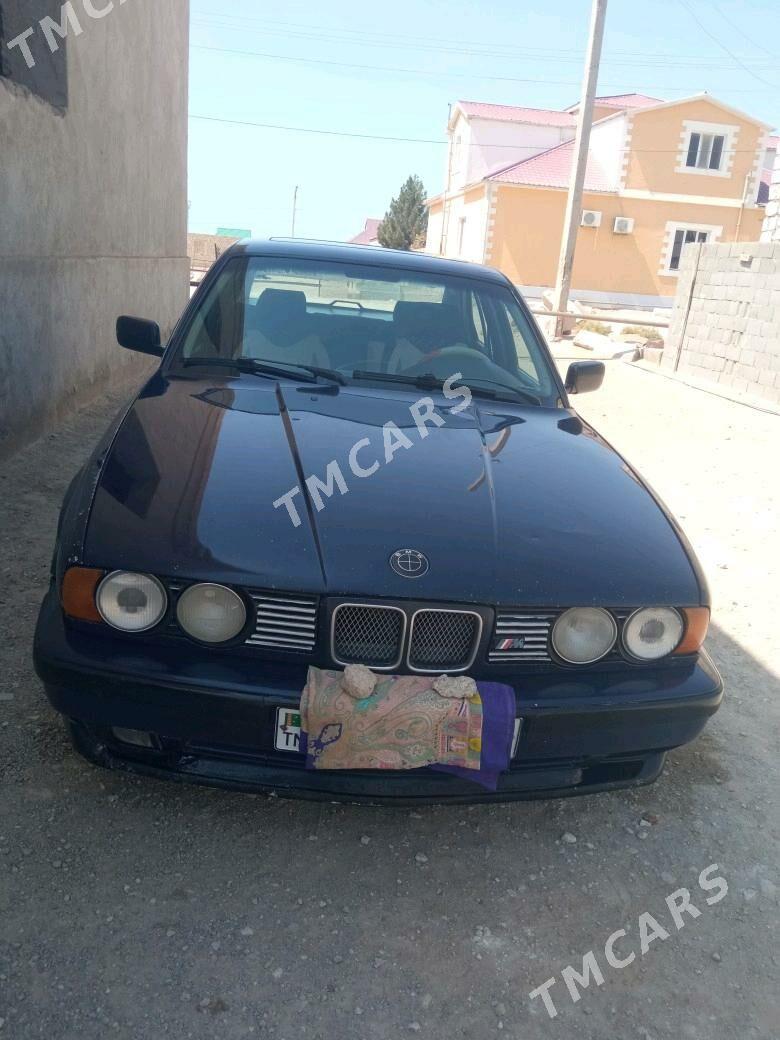 BMW 535 1990 - 26 000 TMT - Türkmenbaşy - img 4