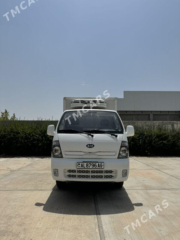 Kia Bongo 2015 - 240 000 TMT - Aşgabat - img 4