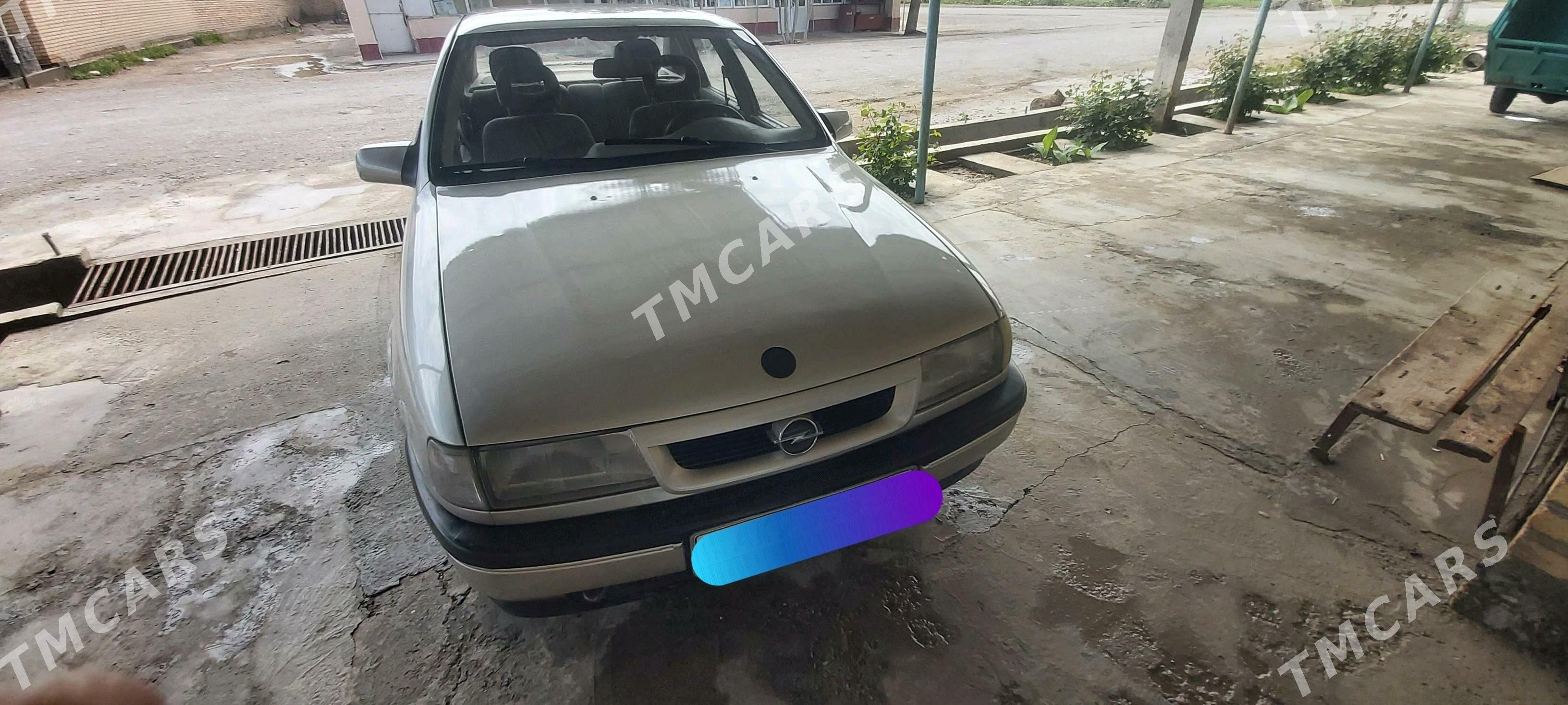 Opel Vectra 1991 - 30 000 TMT - Дянев - img 2