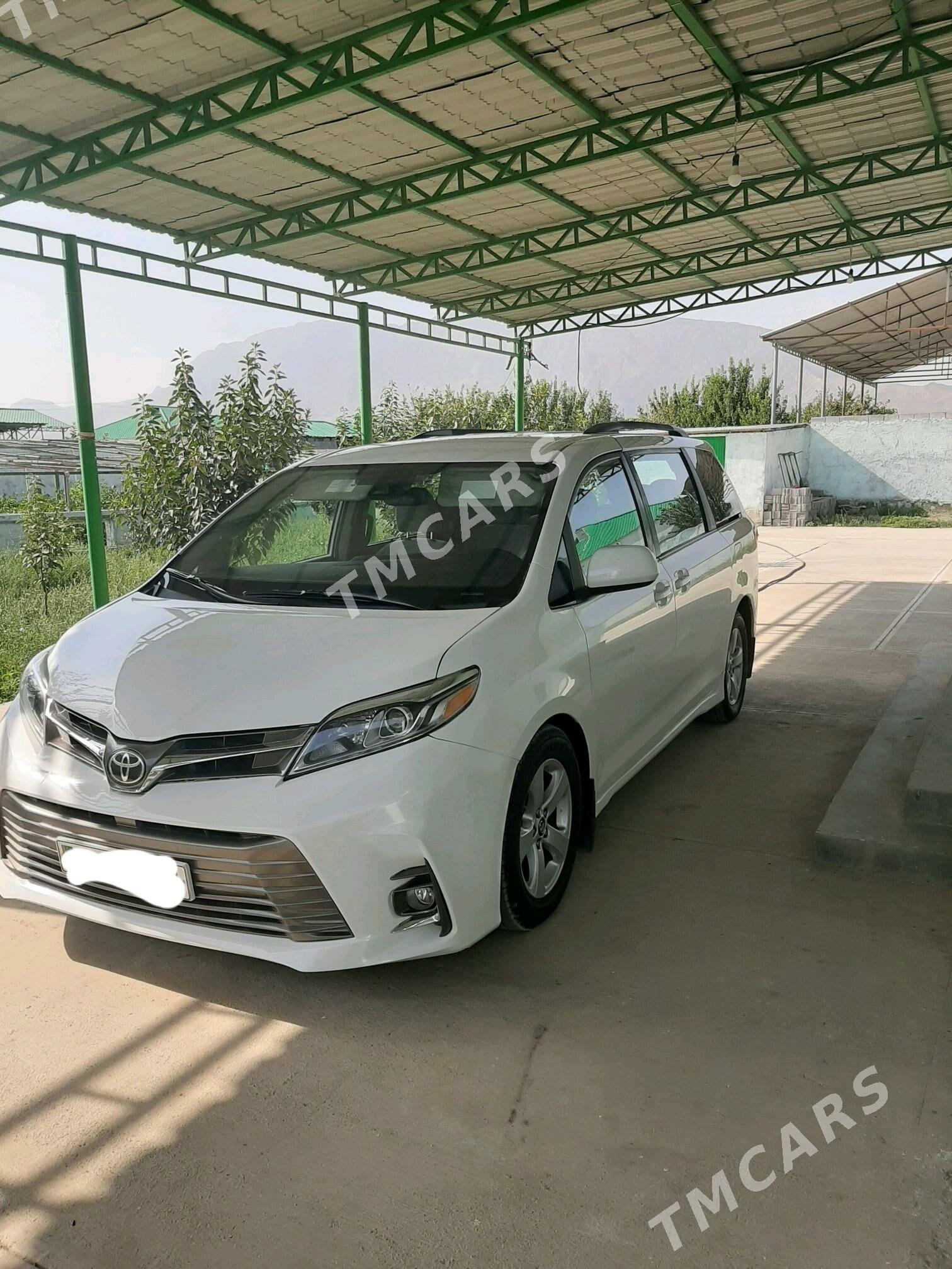 Toyota Sienna 2019 - 340 000 TMT - Gökdepe - img 2