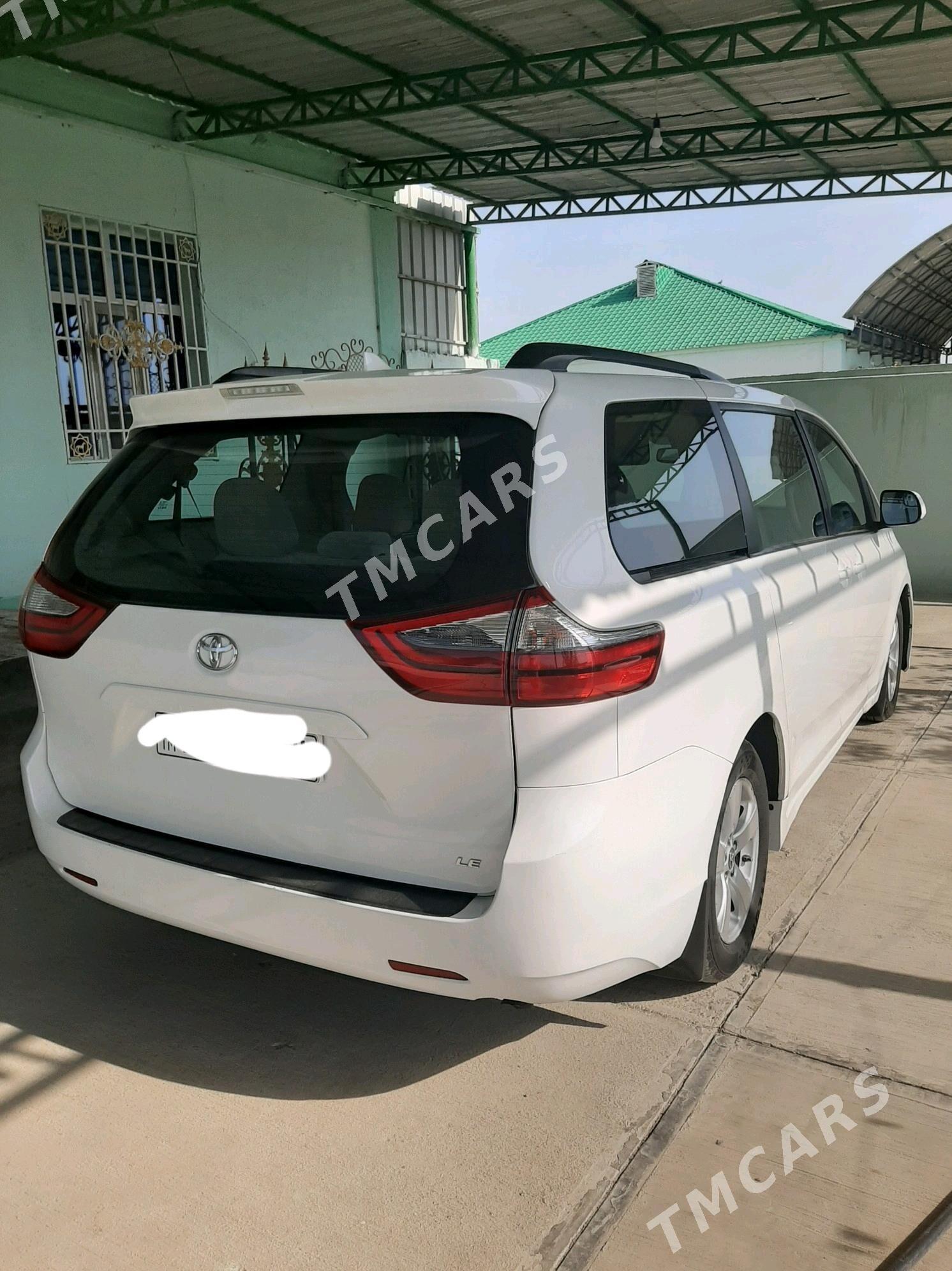 Toyota Sienna 2019 - 340 000 TMT - Gökdepe - img 4