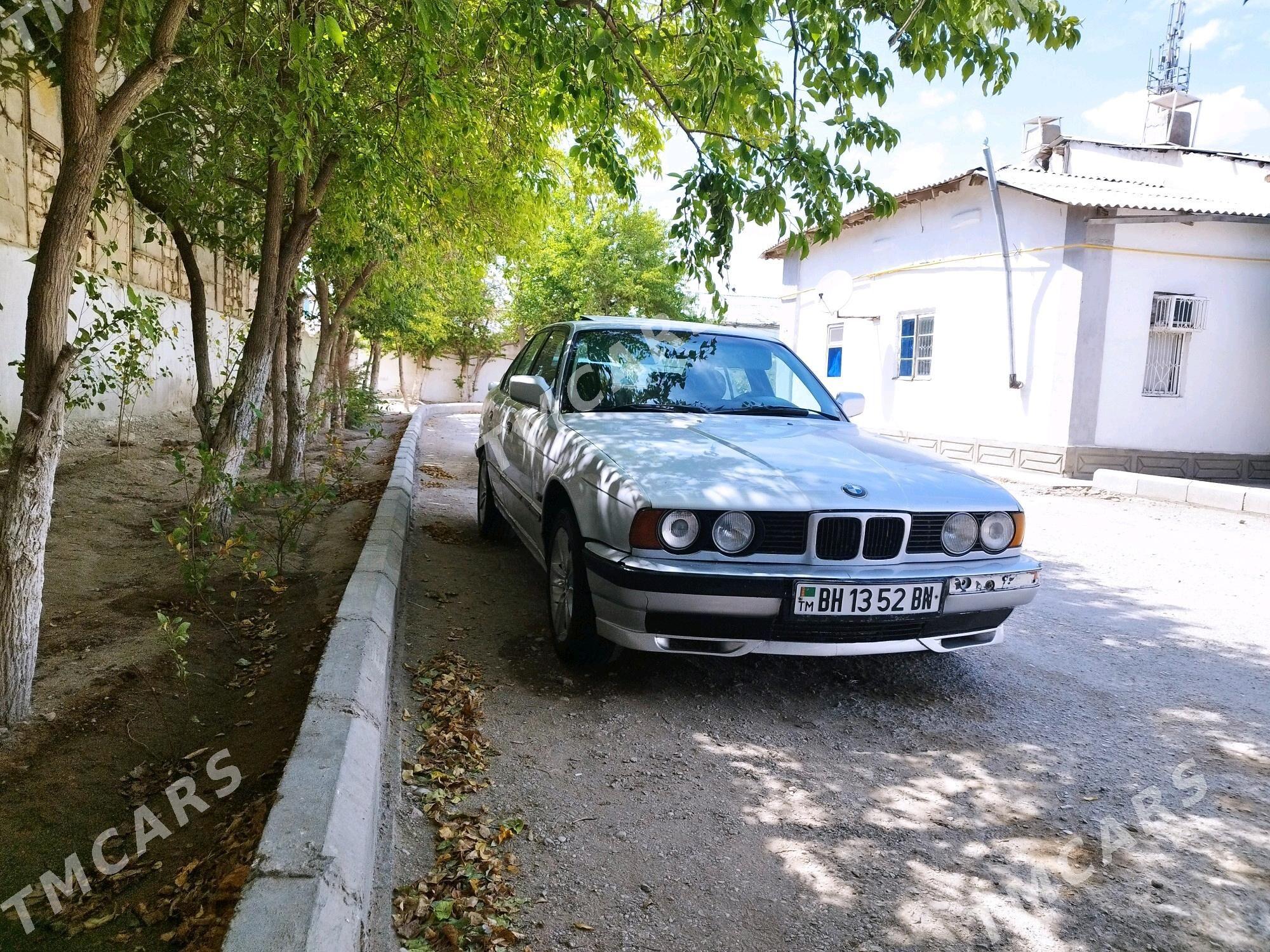 BMW 535 1990 - 22 000 TMT - Балканабат - img 3