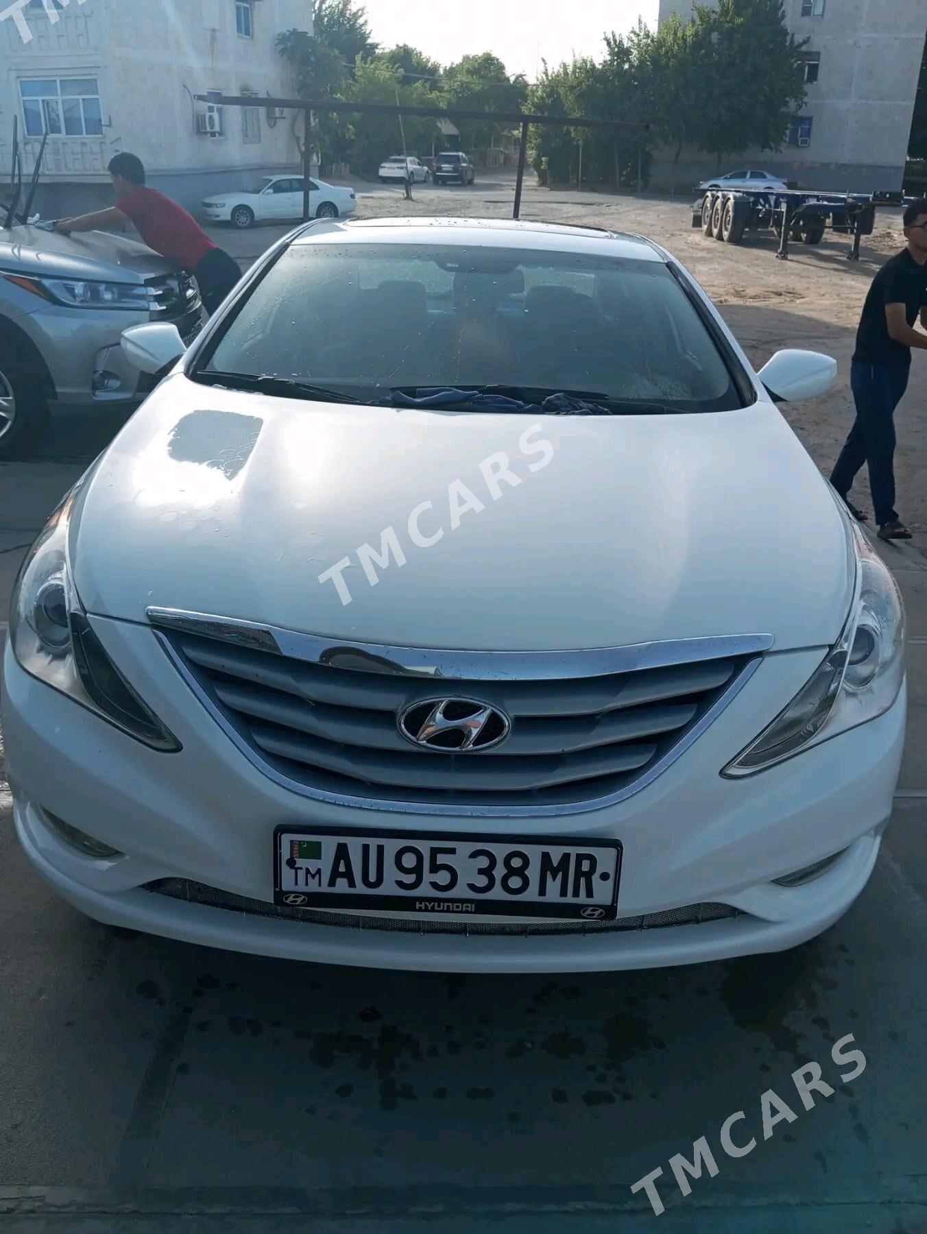 Hyundai Sonata 2010 - 125 000 TMT - Мары - img 3