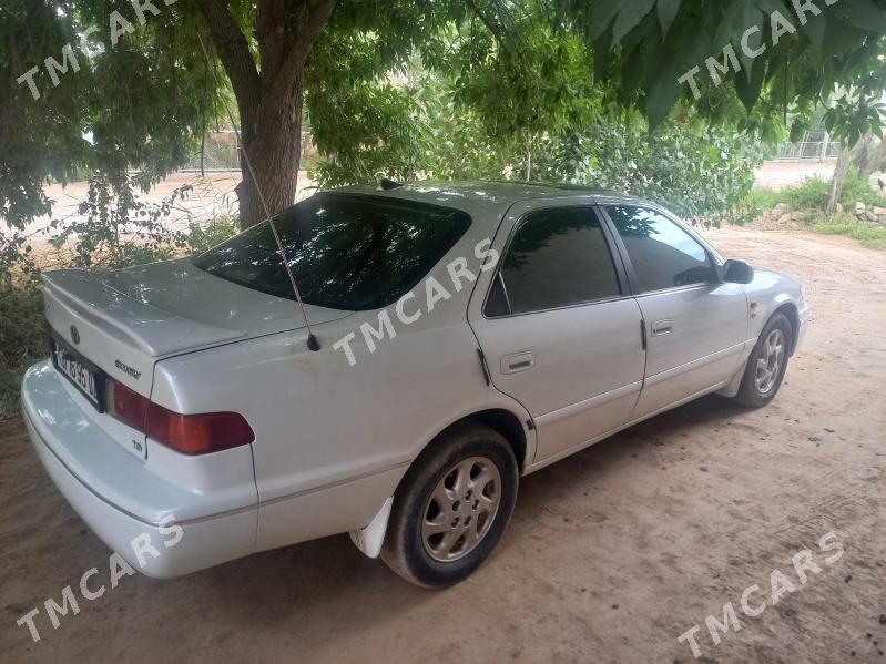 Toyota Camry 2000 - 135 000 TMT - Köneürgenç - img 4