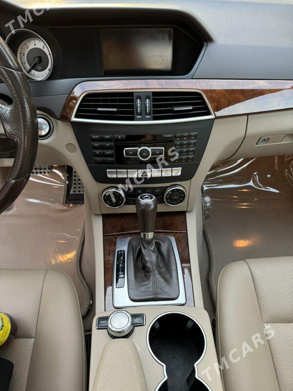 Mercedes-Benz C300 2012 - 260 000 TMT - Aşgabat - img 8