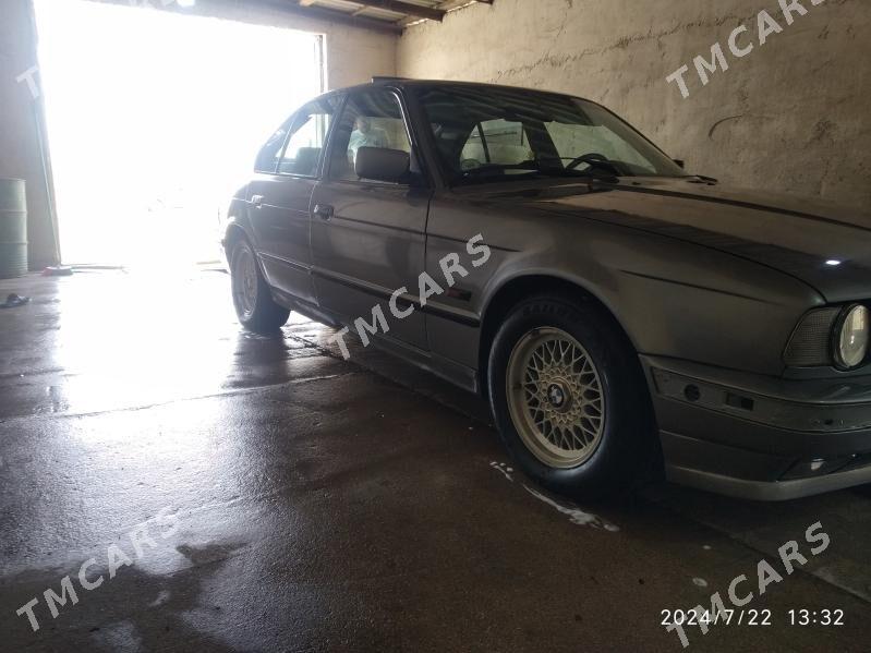 BMW 535 1990 - 35 000 TMT - Балканабат - img 4