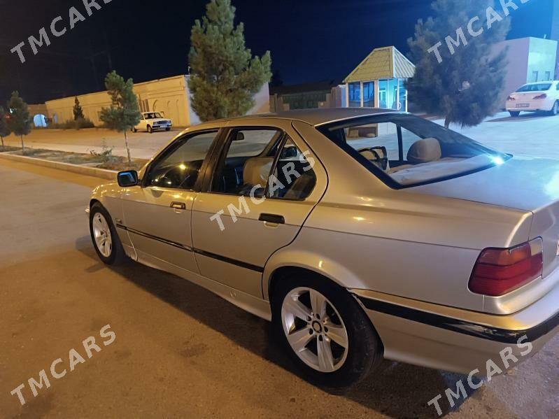 BMW 320 1992 - 30 000 TMT - Mary - img 2