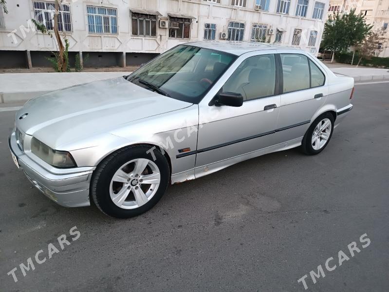 BMW 320 1992 - 30 000 TMT - Мары - img 6