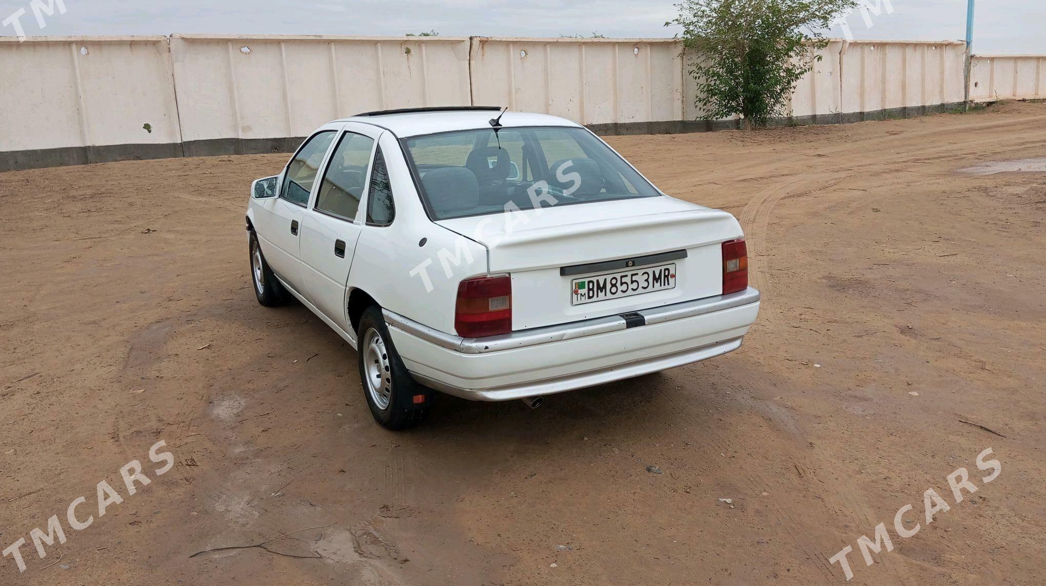 Opel Vectra 1991 - 30 000 TMT - Сакарчага - img 5