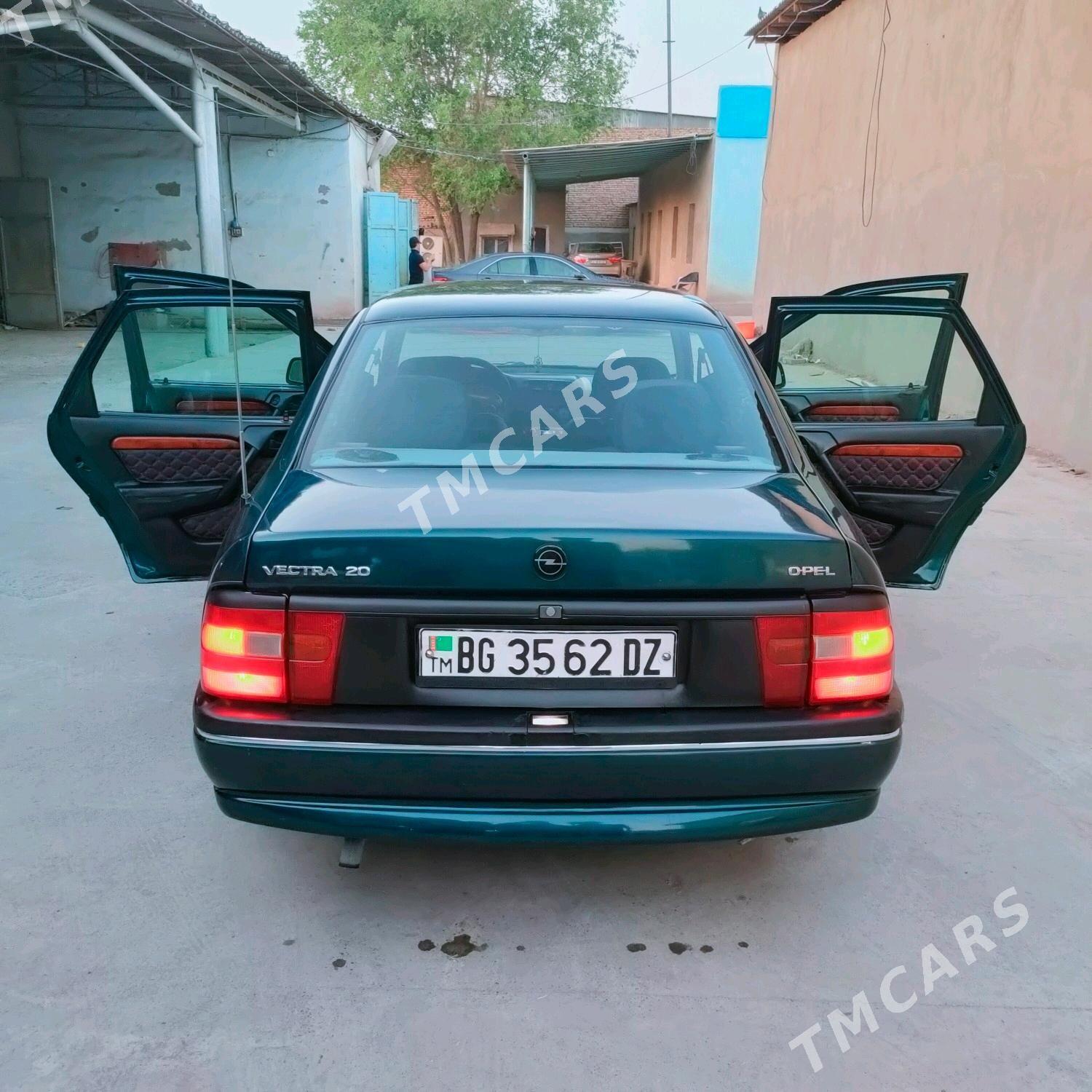 Opel Vectra 1993 - 43 000 TMT - Губадаг - img 5