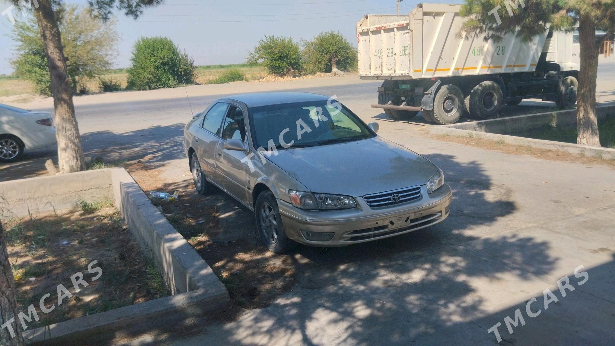 Toyota Camry 2001 - 95 000 TMT - Сакар - img 2