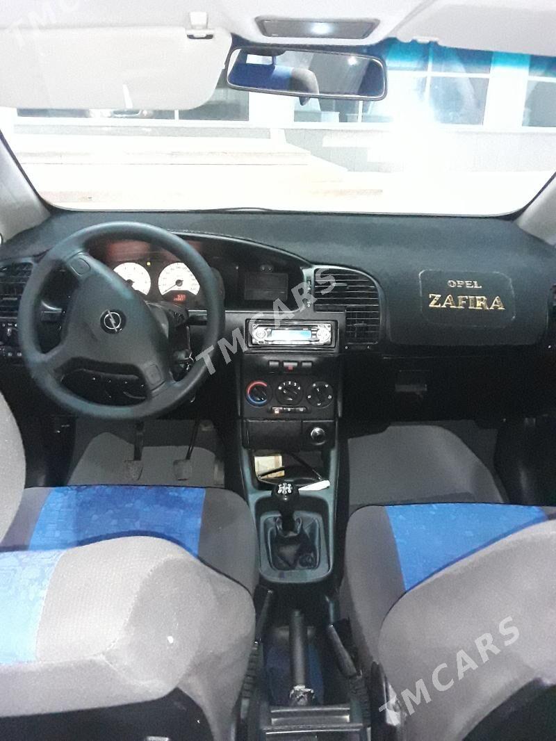 Opel Zafira 2002 - 76 000 TMT - Дашогуз - img 6