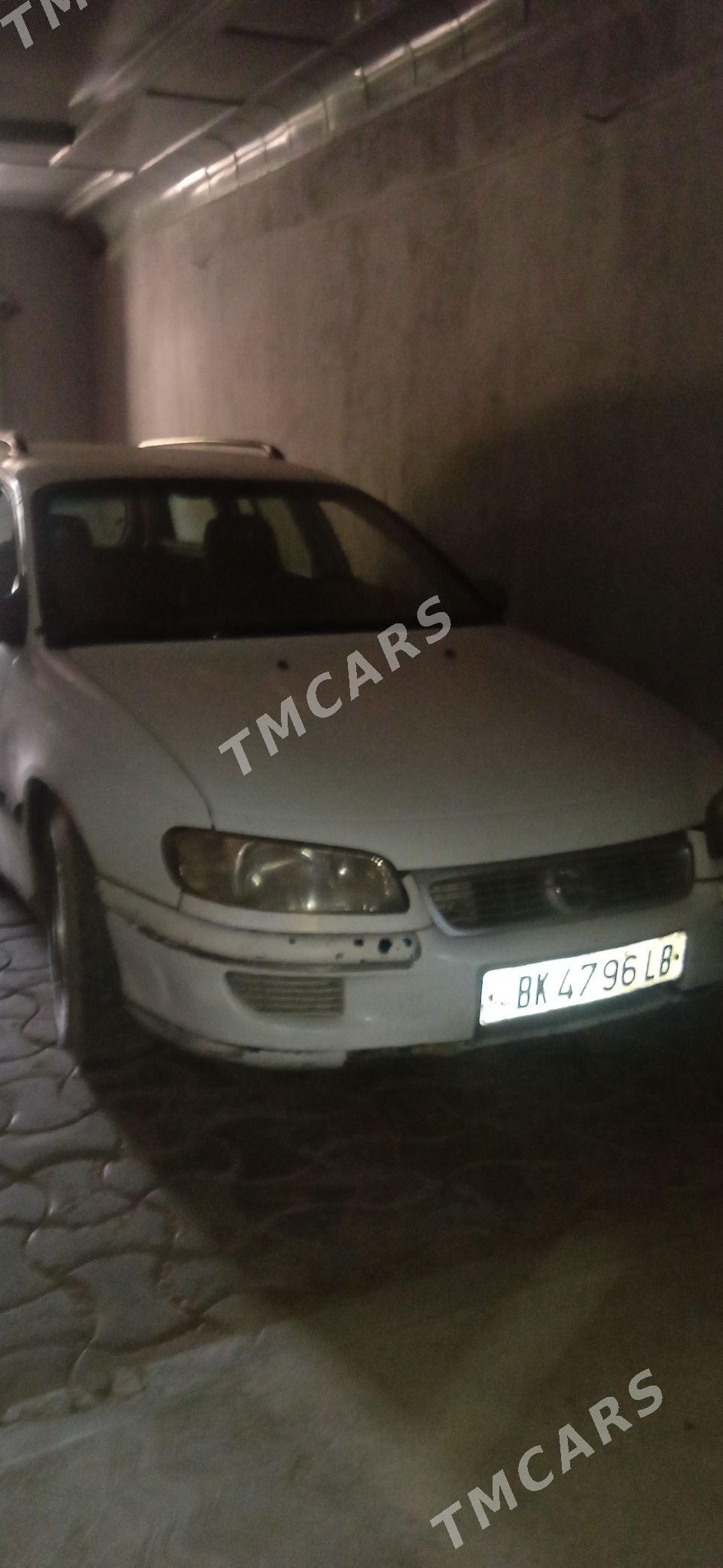 Opel Omega 1996 - 20 000 TMT - Саят - img 2