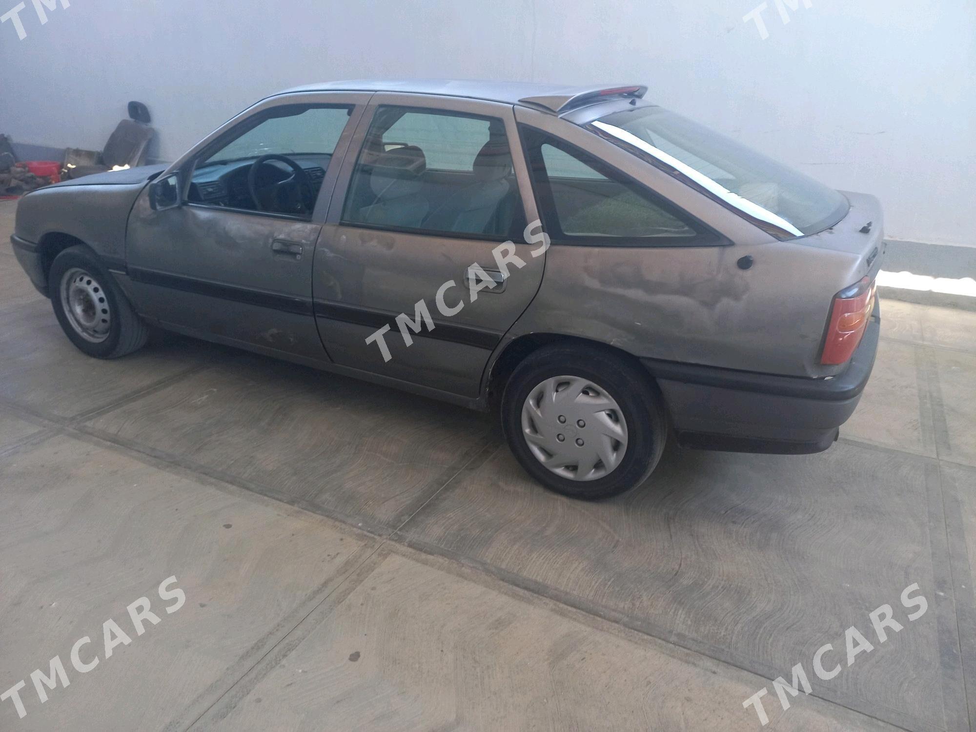 Opel Vectra 1989 - 11 000 TMT - Гызыларбат - img 4