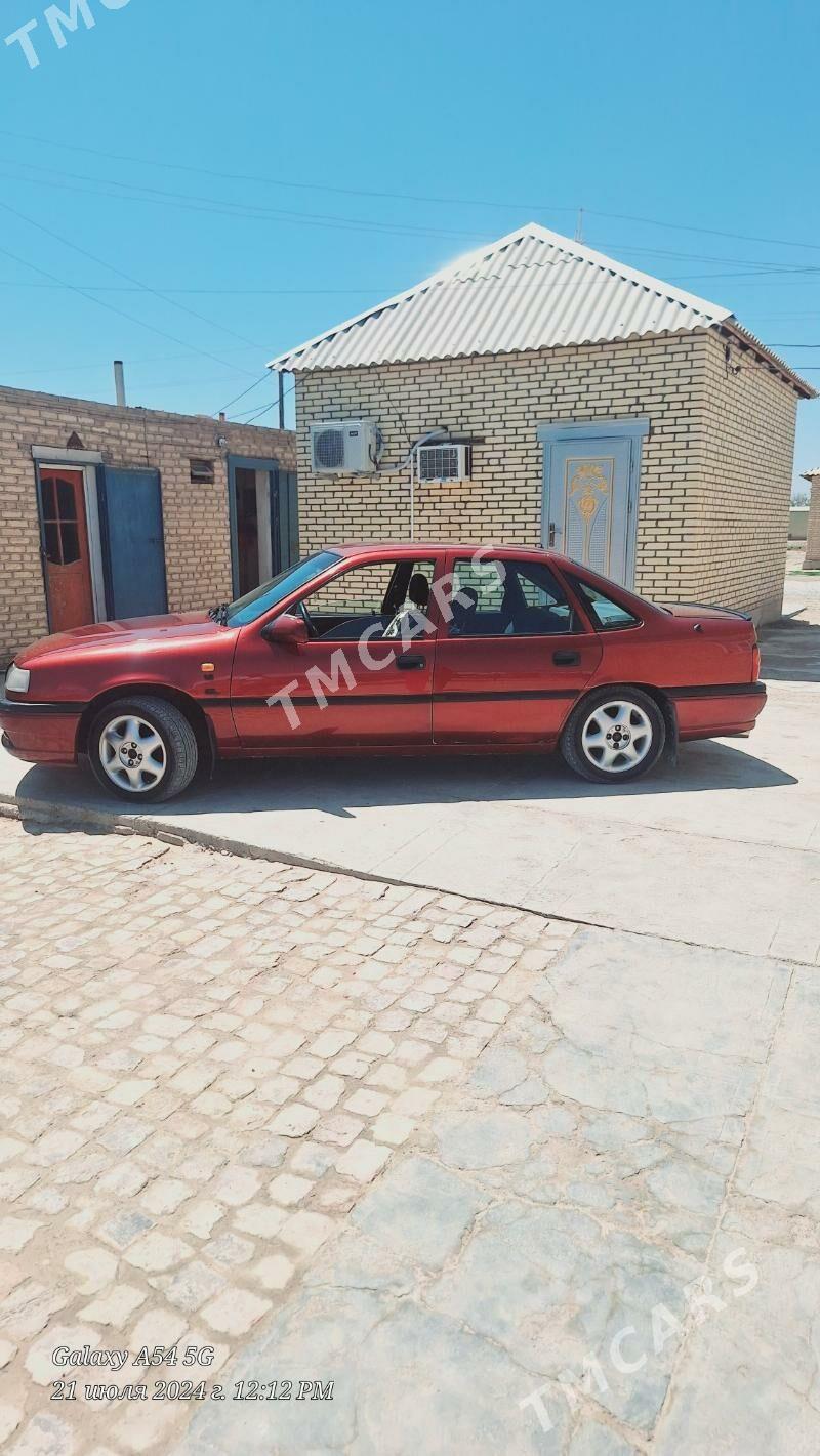 Opel Vectra 1993 - 37 000 TMT - Мары - img 4