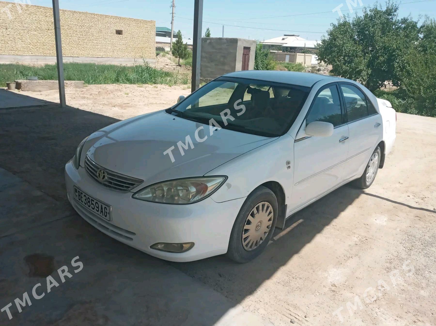 Toyota Camry 2004 - 130 000 TMT - Байрамали - img 4