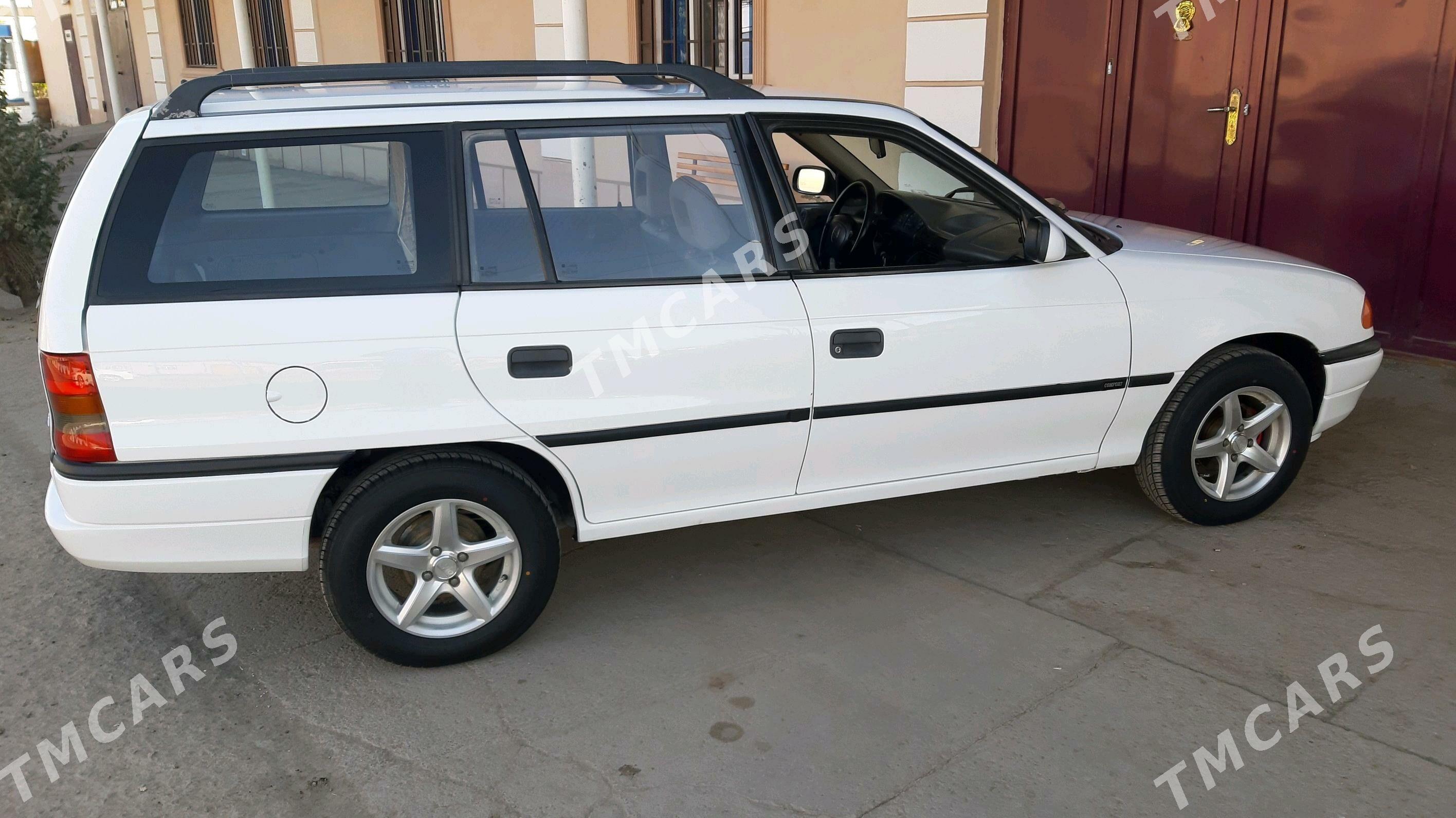 Opel Astra 1994 - 58 000 TMT - Дашогуз - img 4