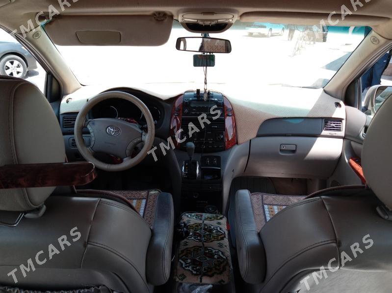 Toyota Sienna 2009 - 215 000 TMT - Дянев - img 6