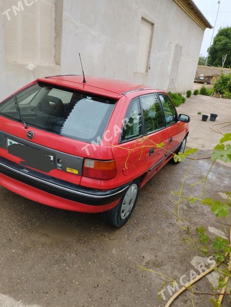 Opel Astra 1995 - 30 000 TMT - Дашогуз - img 4