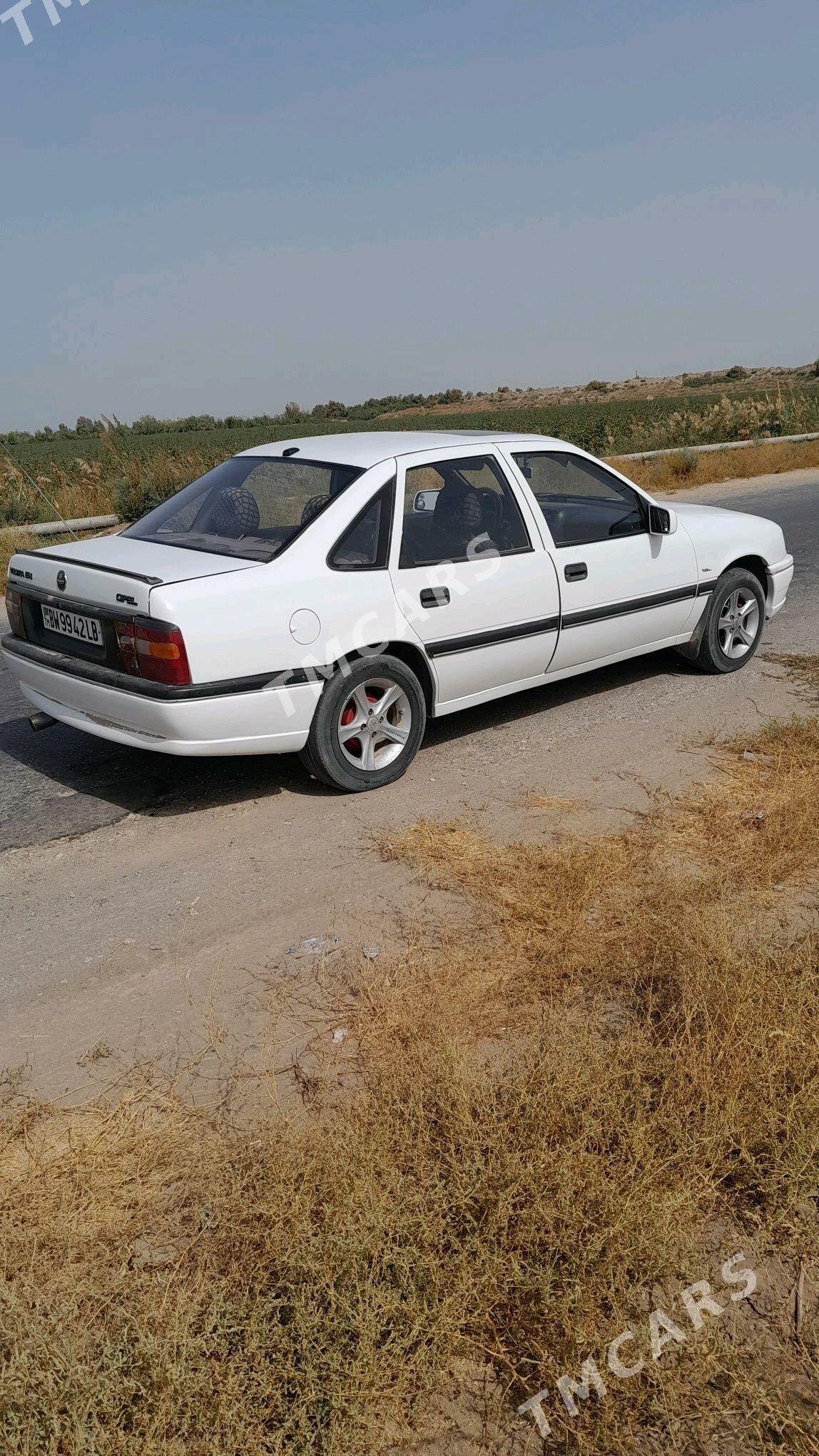 Opel Vectra 1994 - 30 000 TMT - Sakar - img 5