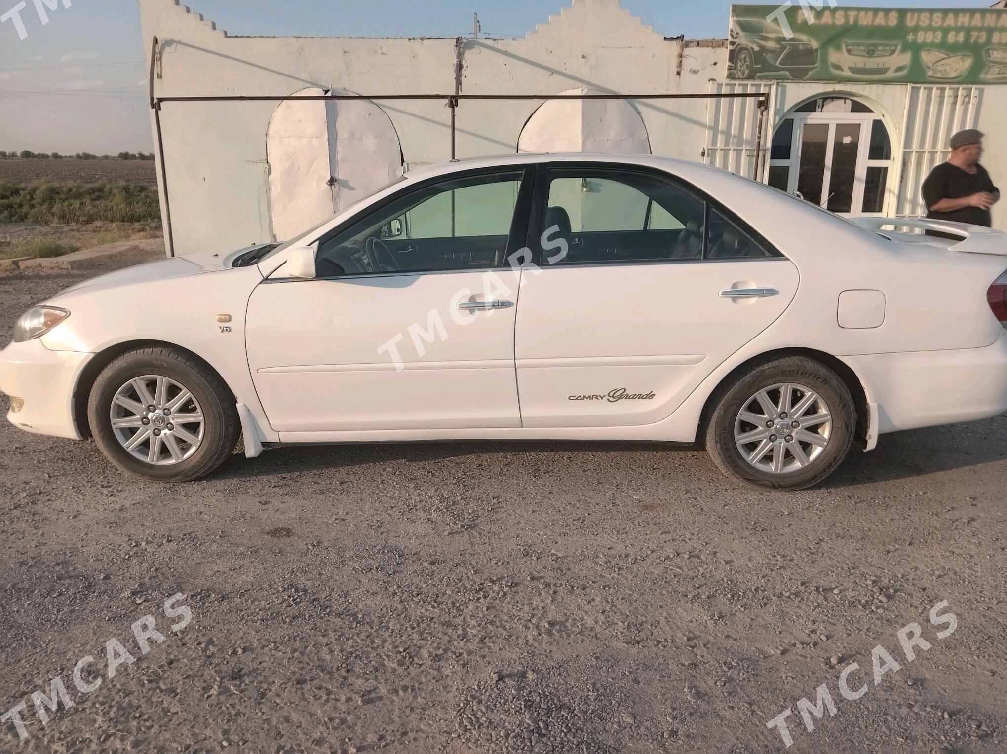 Toyota Camry 2005 - 150 000 TMT - Mary - img 2