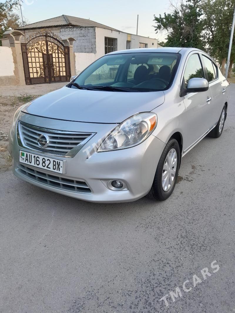 Nissan Versa 2012 - 83 000 TMT - Balkanabat - img 4