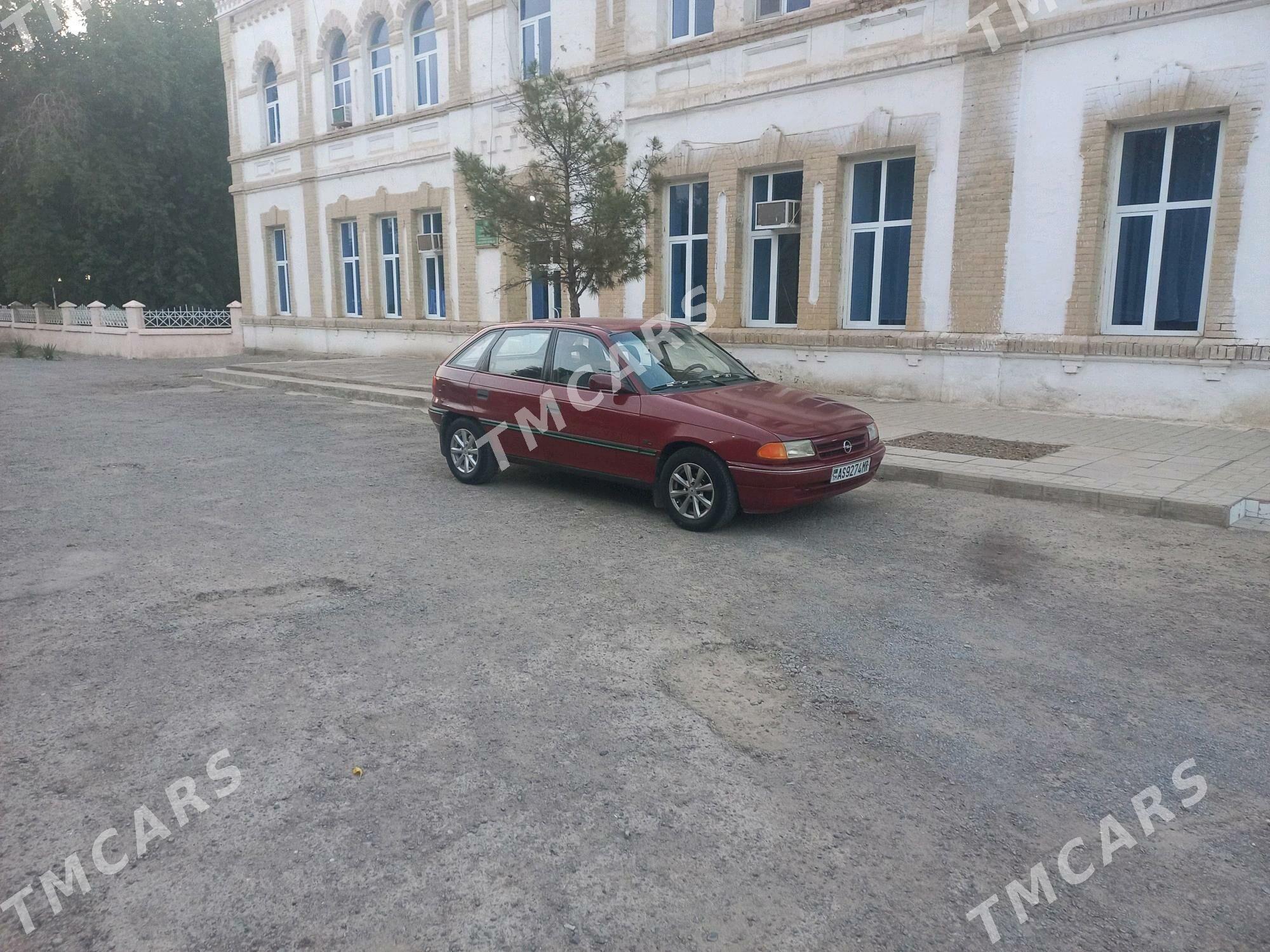 Opel Astra 1993 - 28 000 TMT - Мургап - img 7