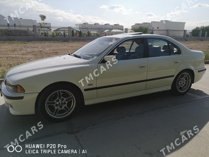 BMW E39 2002 - 110 000 TMT - Ашхабад - img 2