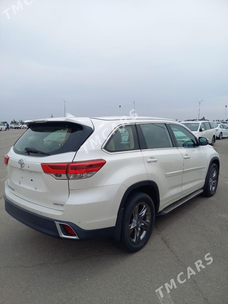 Toyota Highlander 2017 - 520 000 TMT - Мары - img 5