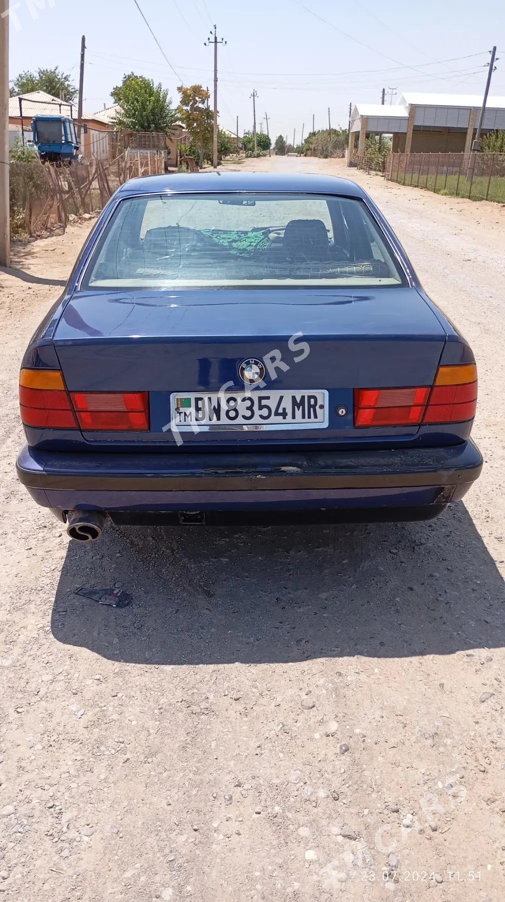 BMW 520 1990 - 35 000 TMT - Байрамали - img 4