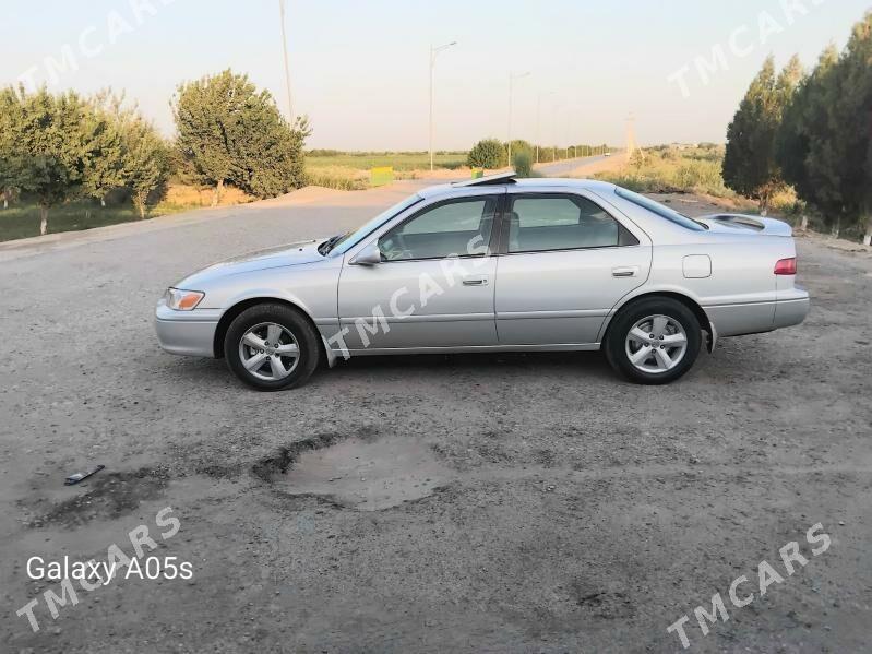 Toyota Camry 2001 - 114 000 TMT - Dänew - img 2