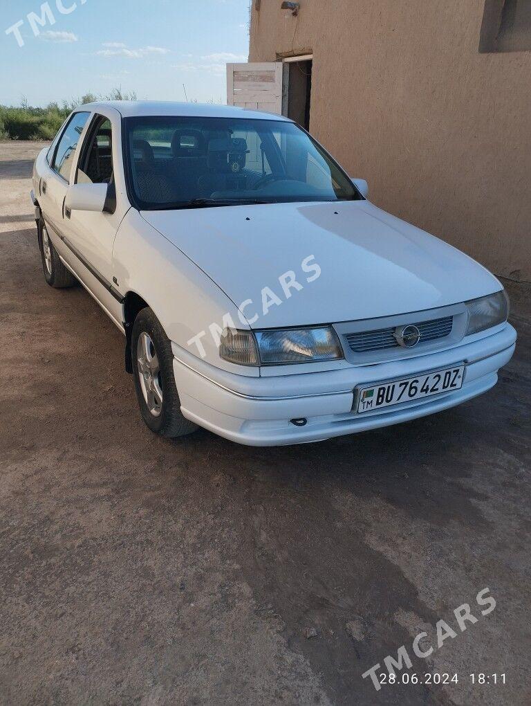 Opel Vectra 1995 - 40 000 TMT - Гурбансолтан Едже - img 5