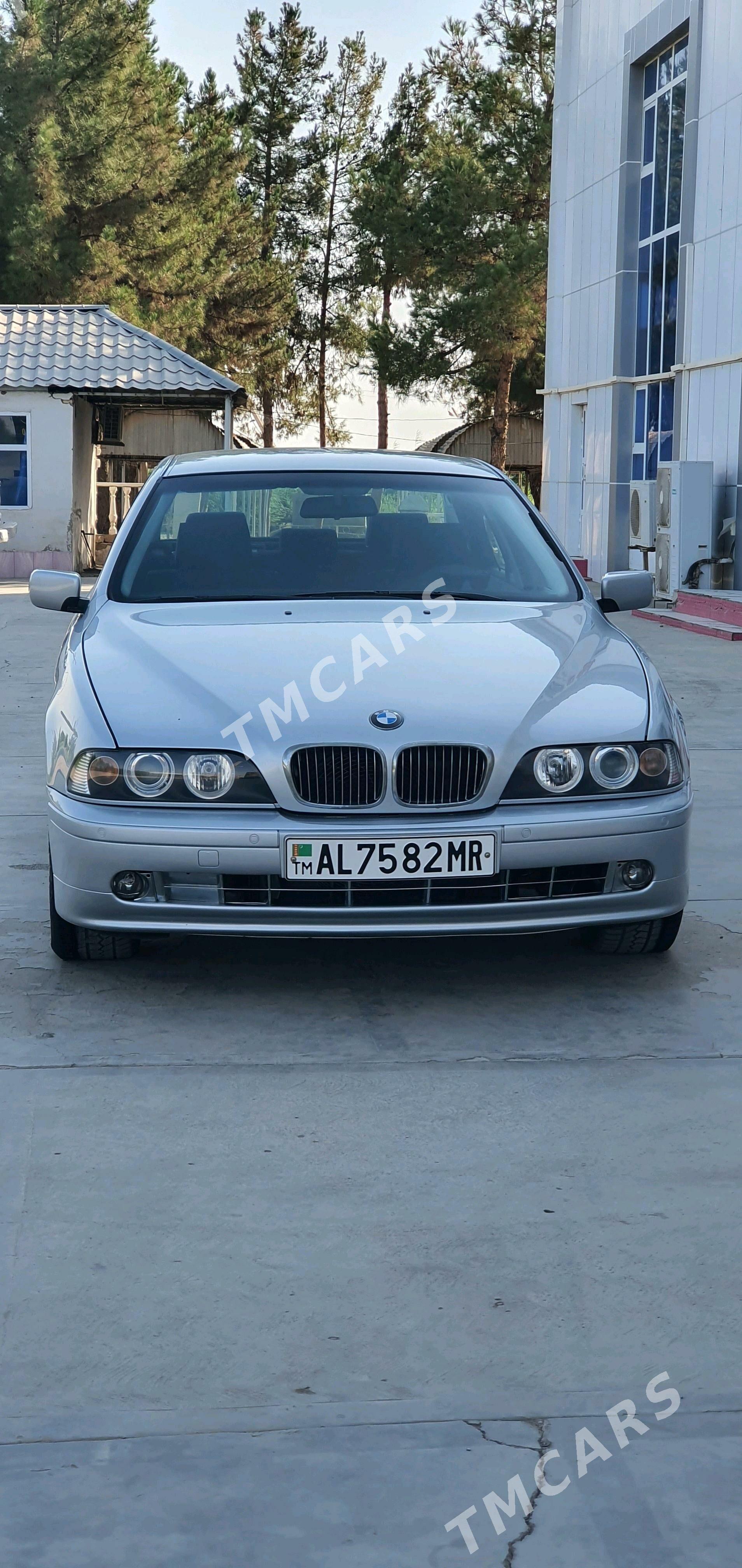BMW E39 2001 - 110 000 TMT - Векильбазар - img 3