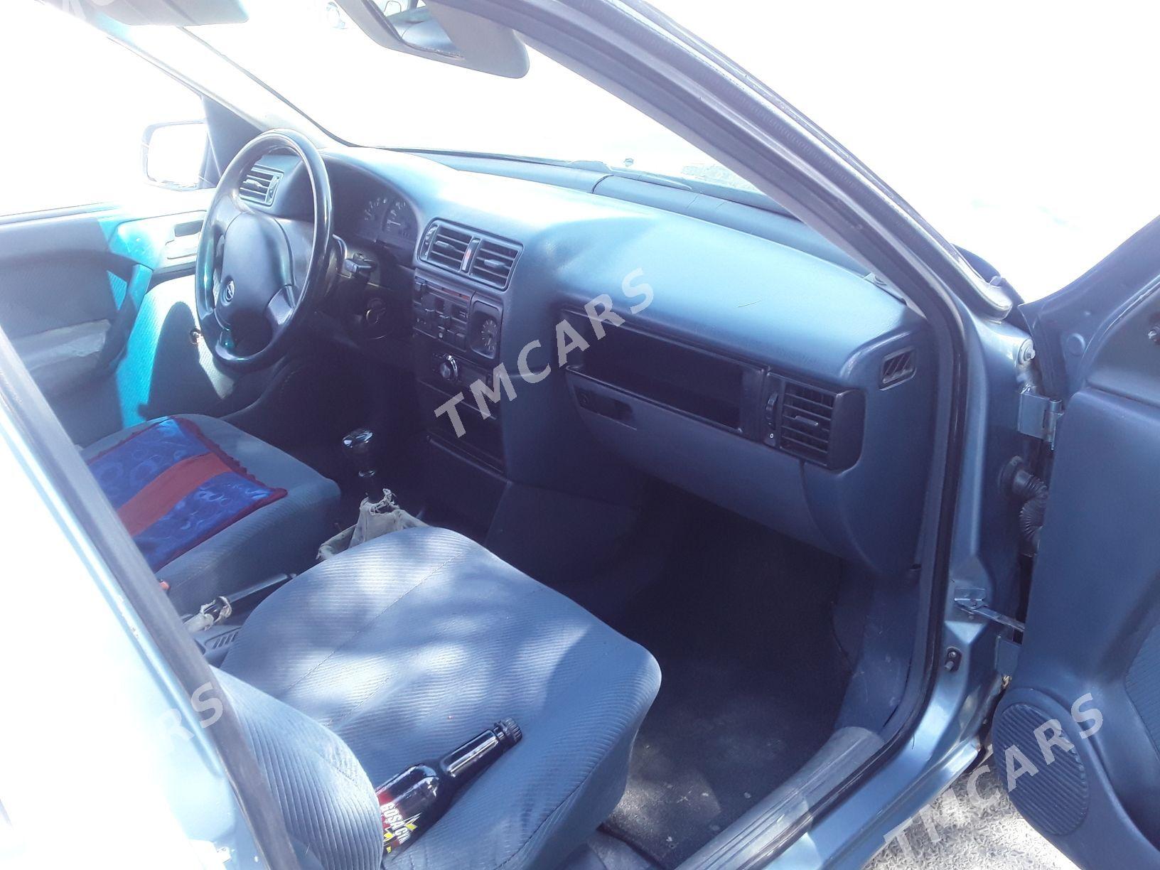 Opel Vectra 1989 - 24 000 TMT - Mary - img 6