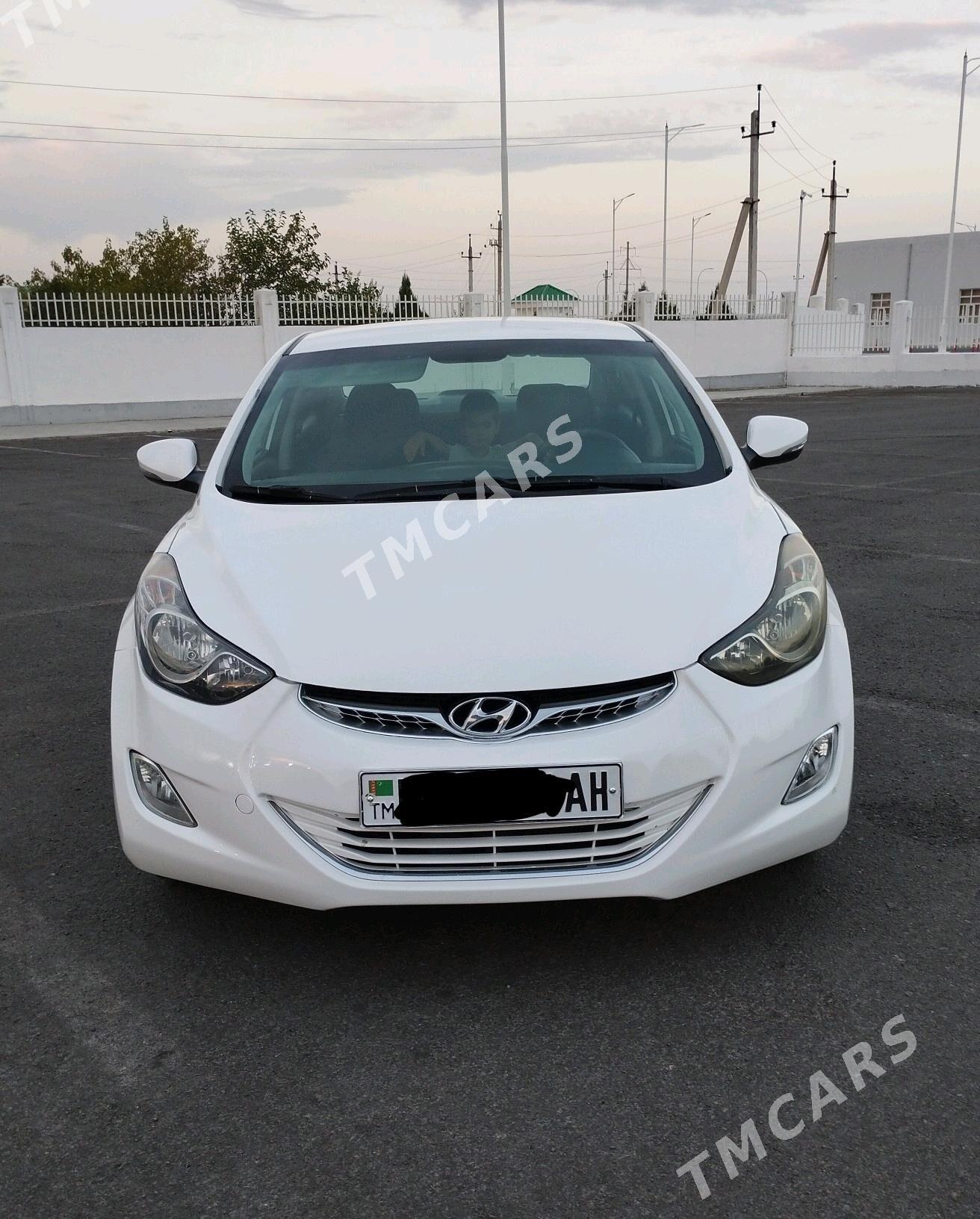Hyundai Elantra 2011 - 114 000 TMT - Ашхабад - img 3