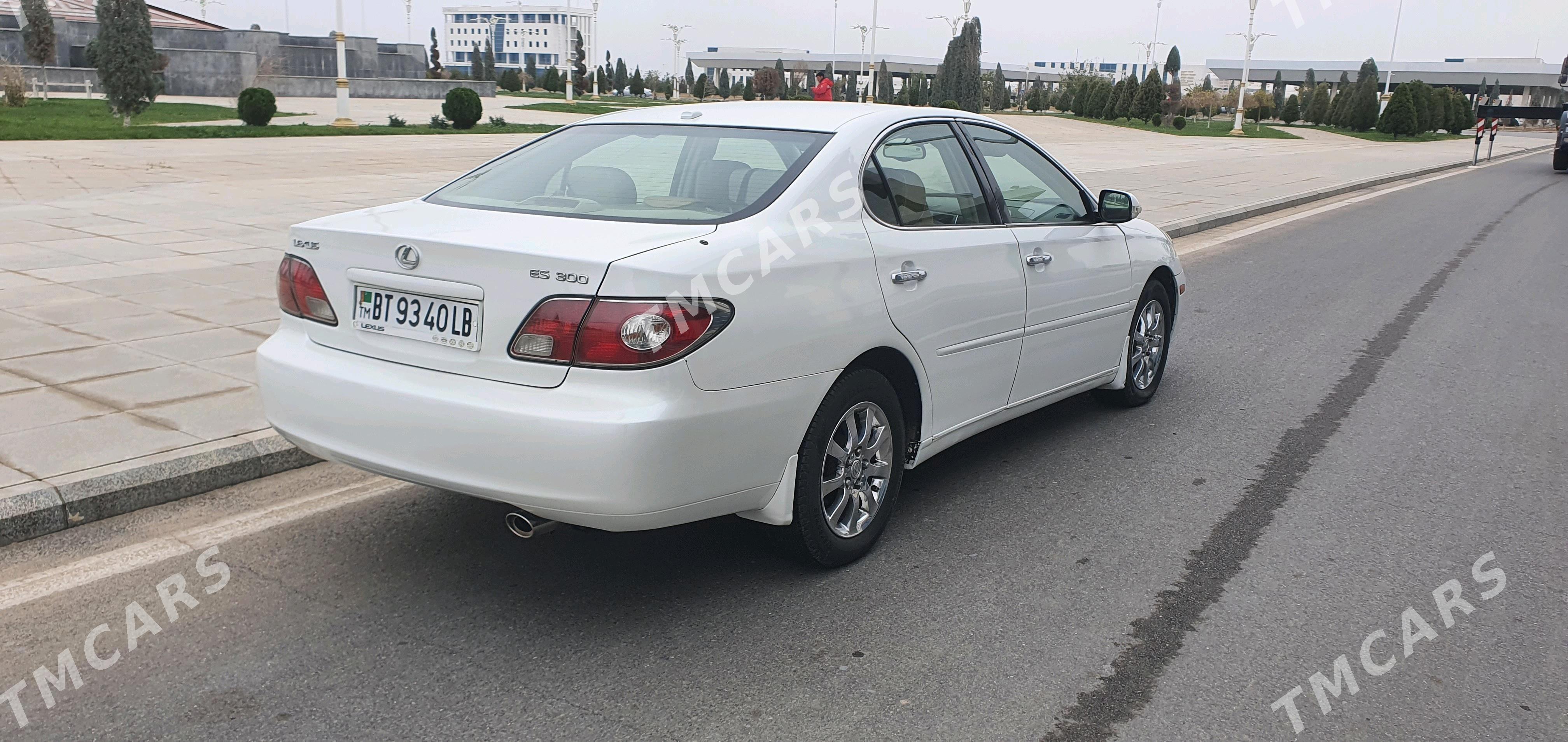 Lexus ES 300 2002 - 130 000 TMT - Фарап - img 3