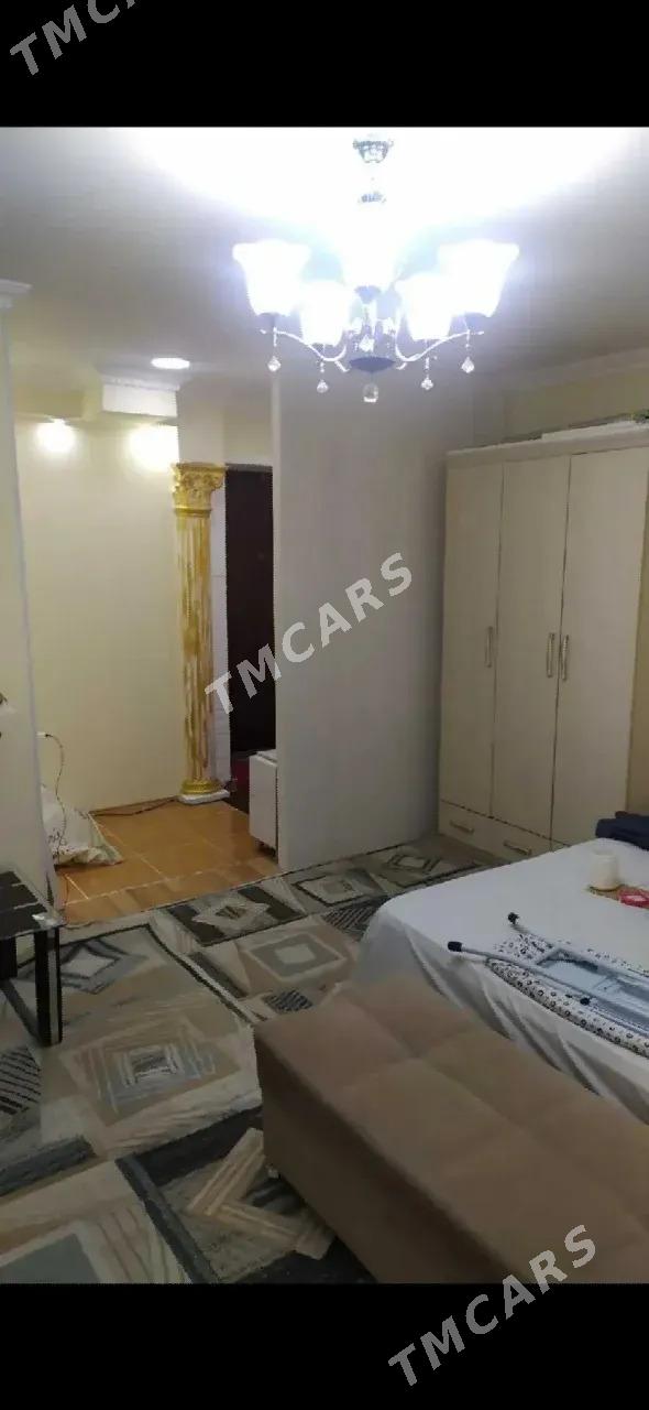 продам 1ком квартиру на 1этаже - Aşgabat - img 4