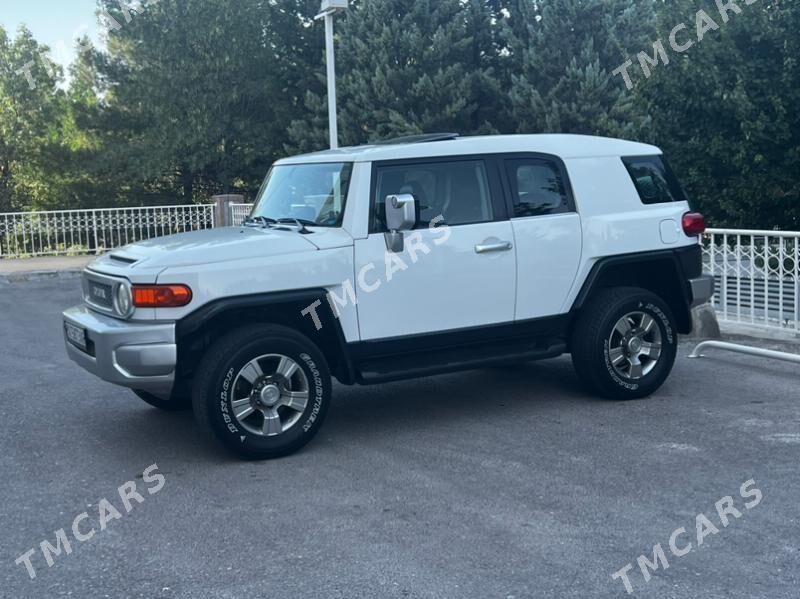 Toyota FJ Cruiser 2008 - 385 000 TMT - Aşgabat - img 4