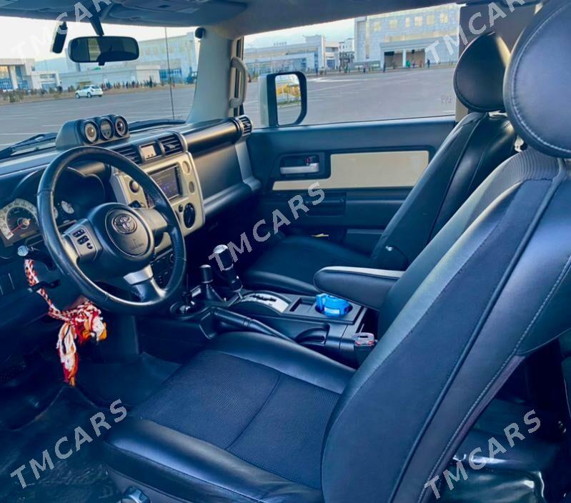 Toyota FJ Cruiser 2008 - 385 000 TMT - Ашхабад - img 8