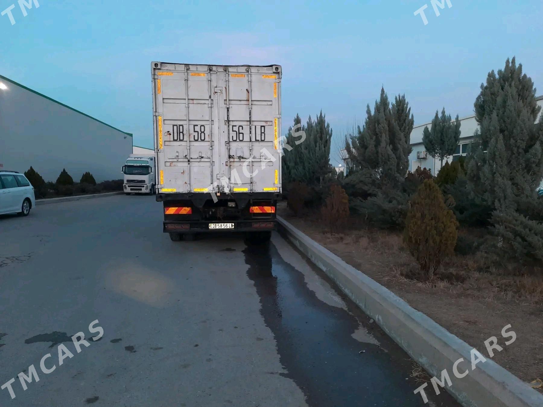 Kamaz 6520 1988 - 220 000 TMT - Türkmenabat - img 3