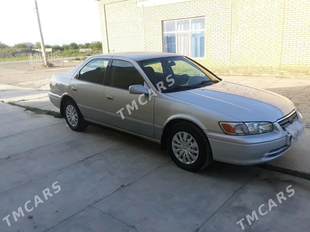 Toyota Camry 2001 - 105 000 TMT - Мары - img 4